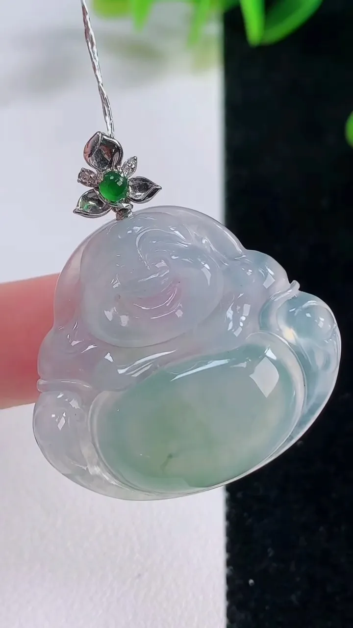 天然A货翡翠佛公吊坠，尺寸29-31.8-5.6，重量:8.68g
11月20日
