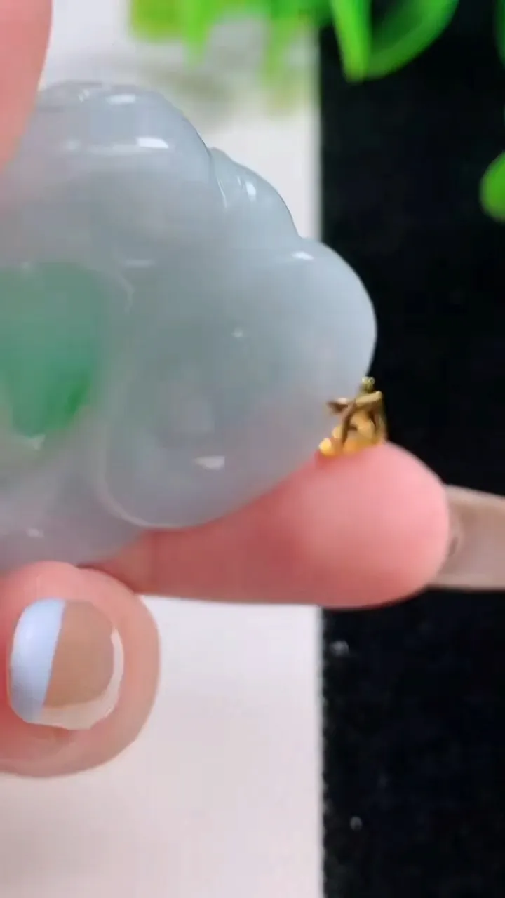 天然A货翡翠佛公吊坠，尺寸36-40-12.5，重量:29.66g
11月20日