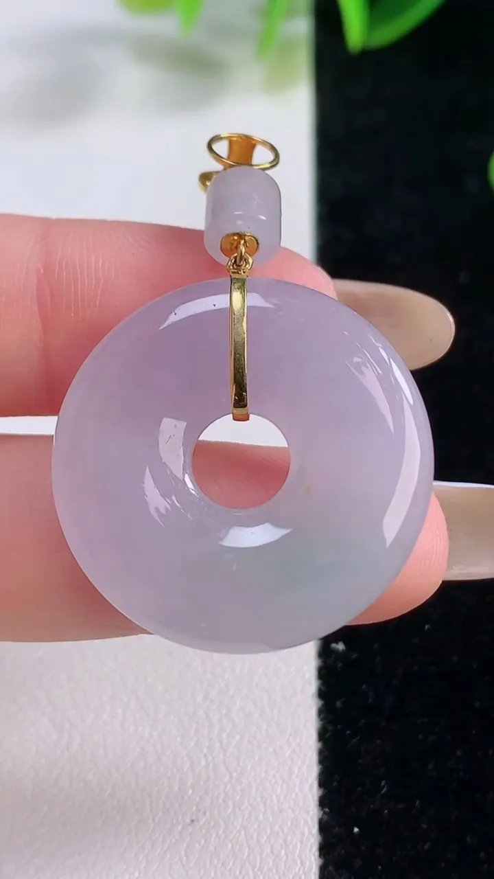天然A货翡翠18K金紫罗兰平安环吊坠，尺寸27.3-5，重量:8.94g
11月20日