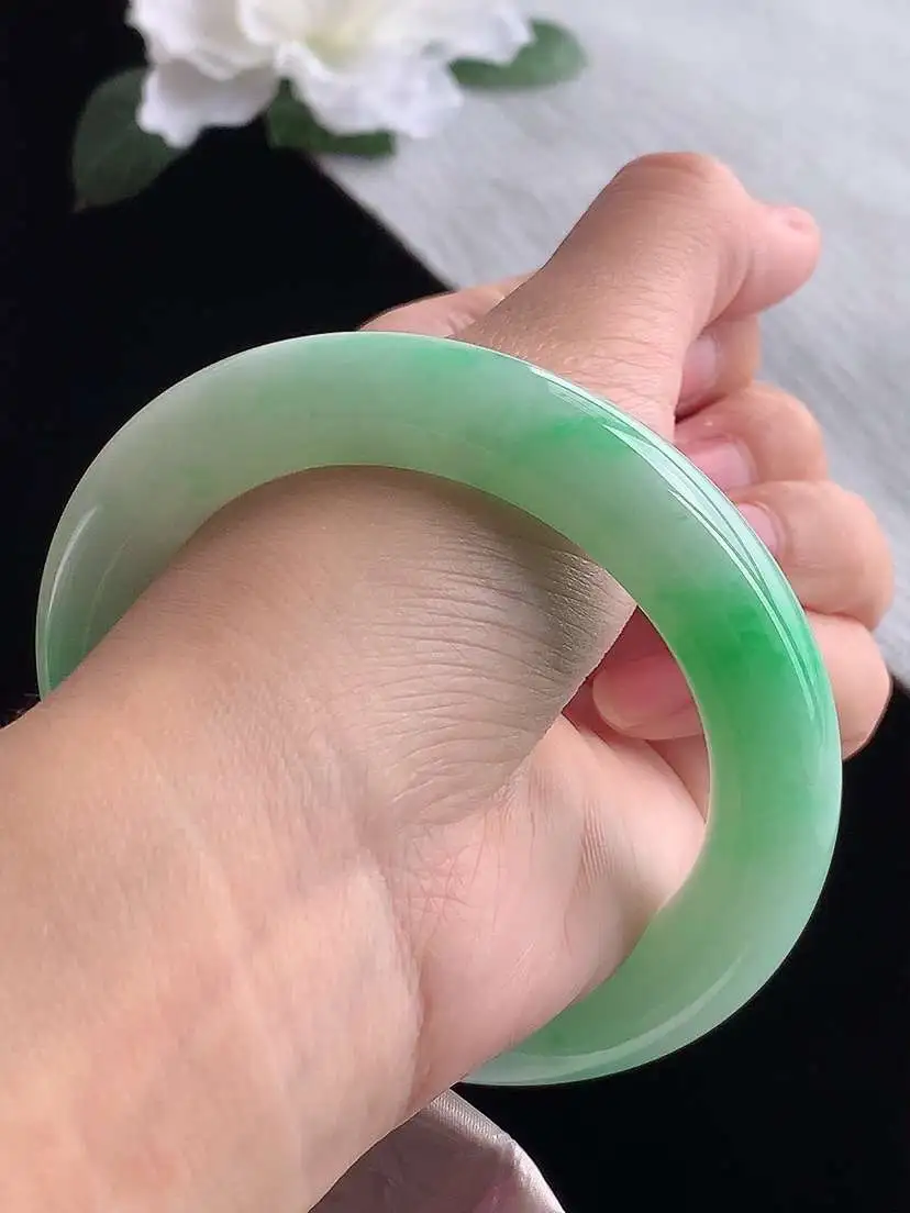 a货翡翠老坑冰种飘绿胖圆条手镯58-59圈口  尺寸58.5×12mm 1119 A78