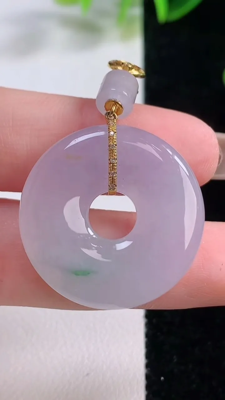 天然A货翡翠18K金紫罗兰平安环吊坠，尺寸27.3-5，重量:8.94g
11月20日