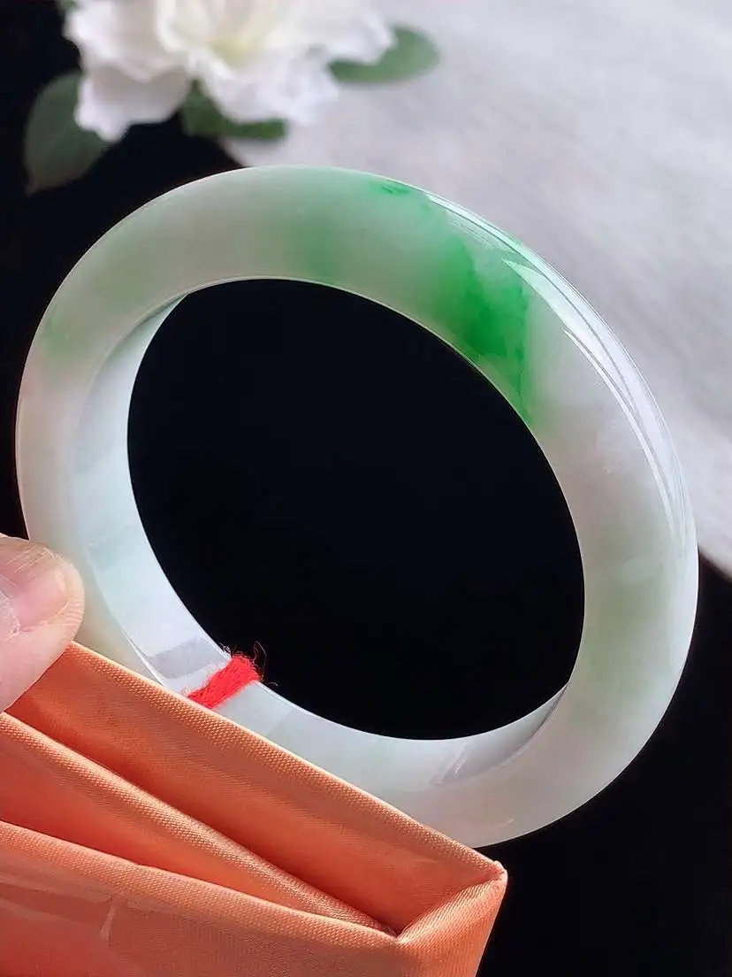 a货翡翠老坑冰种飘阳绿厚装正装正圈手镯56-57圈口  尺寸56.8×12.3×9.5mm 1119