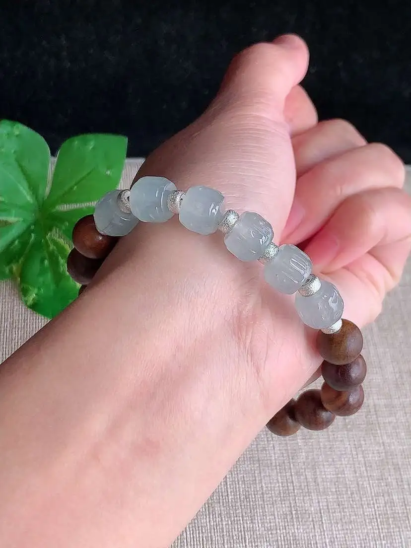 a货翡翠老坑冰种白月光六字真言手串 尺寸7.3×9.6mm 重量18.15g 1119