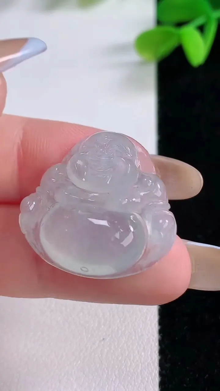 天然A货翡翠佛公吊坠，尺寸25.5-6，重量:5.58g
11月21日