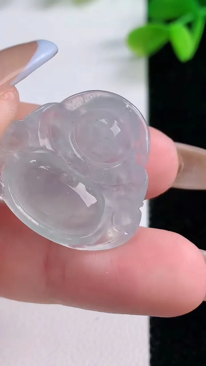 天然A货翡翠佛公吊坠，尺寸25.5-6，重量:5.58g
11月21日