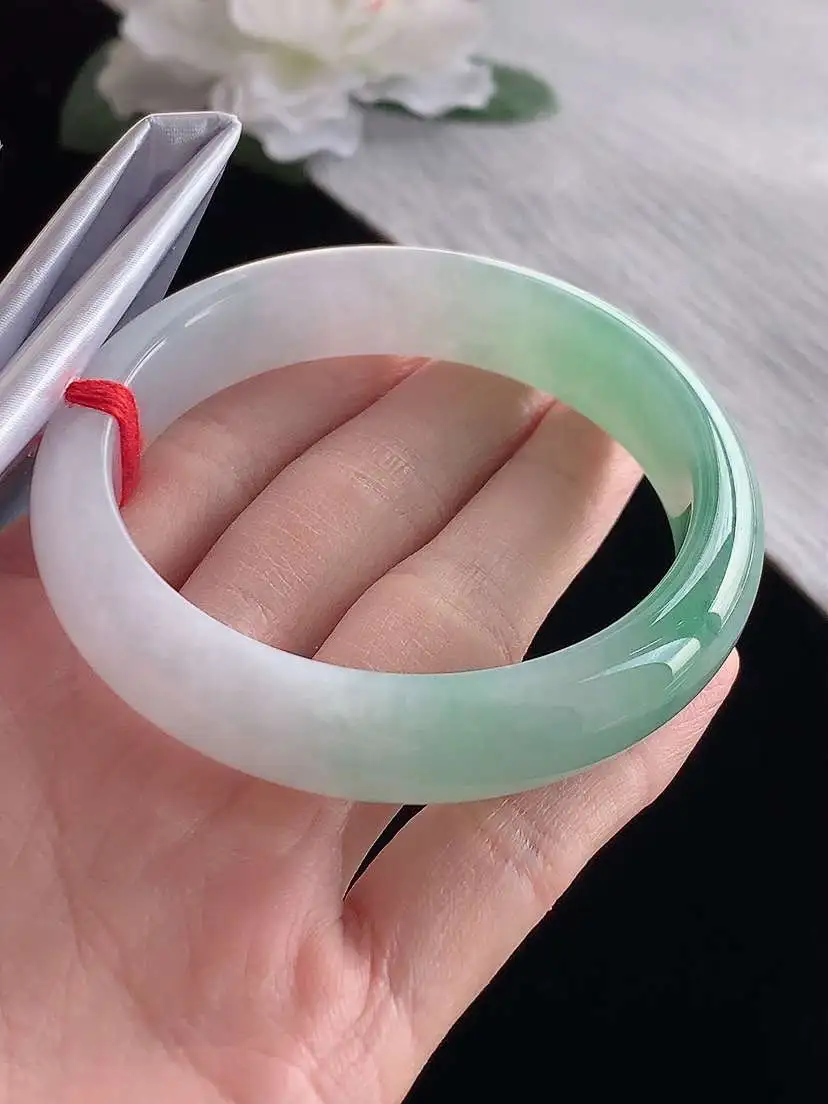 a货翡翠老坑冰种飘花正装正圈手镯56-57圈口  尺寸56.7×13×8mm 1120