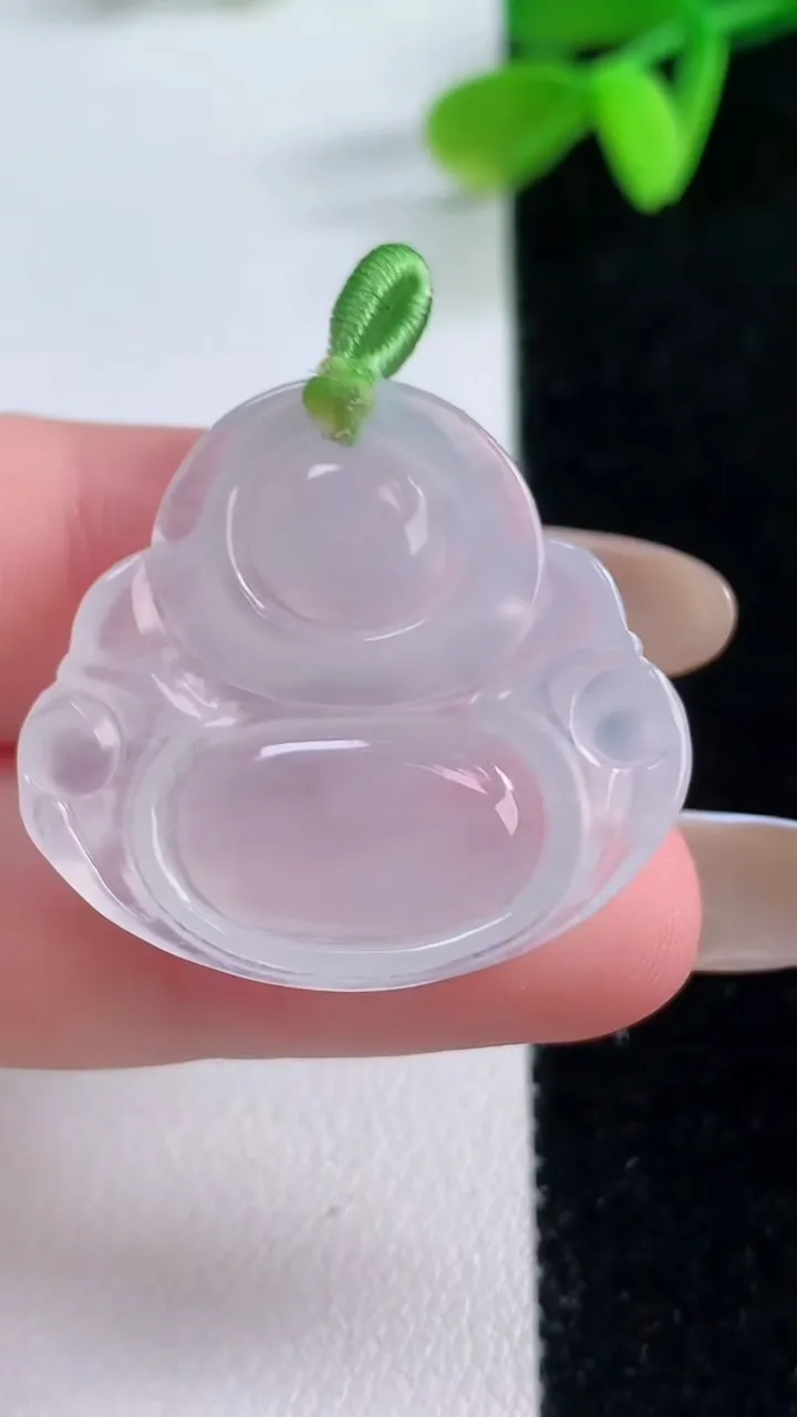 天然A货翡翠佛公吊坠，尺寸26.8-29.2-5.2，重量:6.45g
11月21日