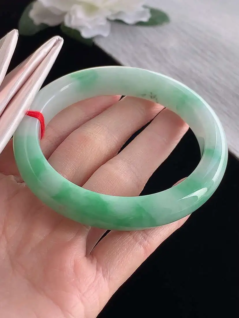a货翡翠老坑冰种飘绿正装正圈手镯57-58圈口  尺寸57.8×11×8.8mm 1120