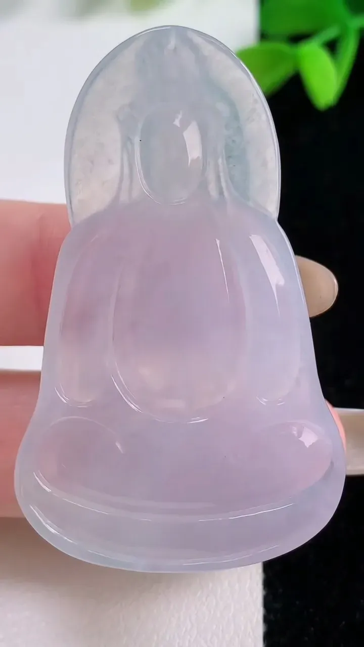 天然A货翡翠观音菩萨吊坠，尺寸54.3-33-4.7，重量:16.45g
11月21日