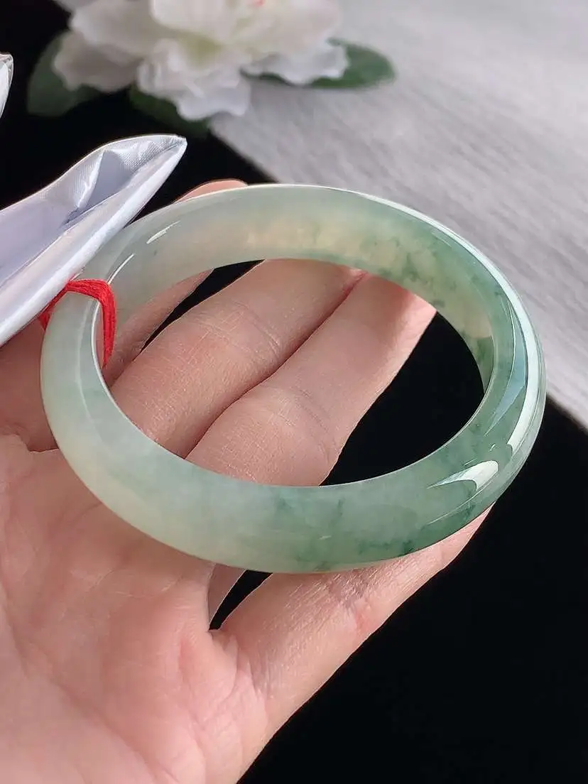 a货翡翠老坑冰种飘花正装正圈手镯54-55圈口  尺寸54.3×12×7.8mm 1120
