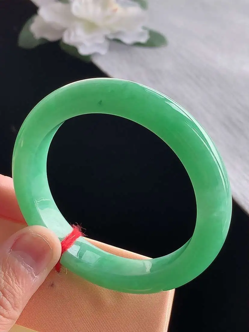 a货翡翠老坑冰种满绿正装正圈手镯52-53小圈口  尺寸52×11×8.5mm 1120