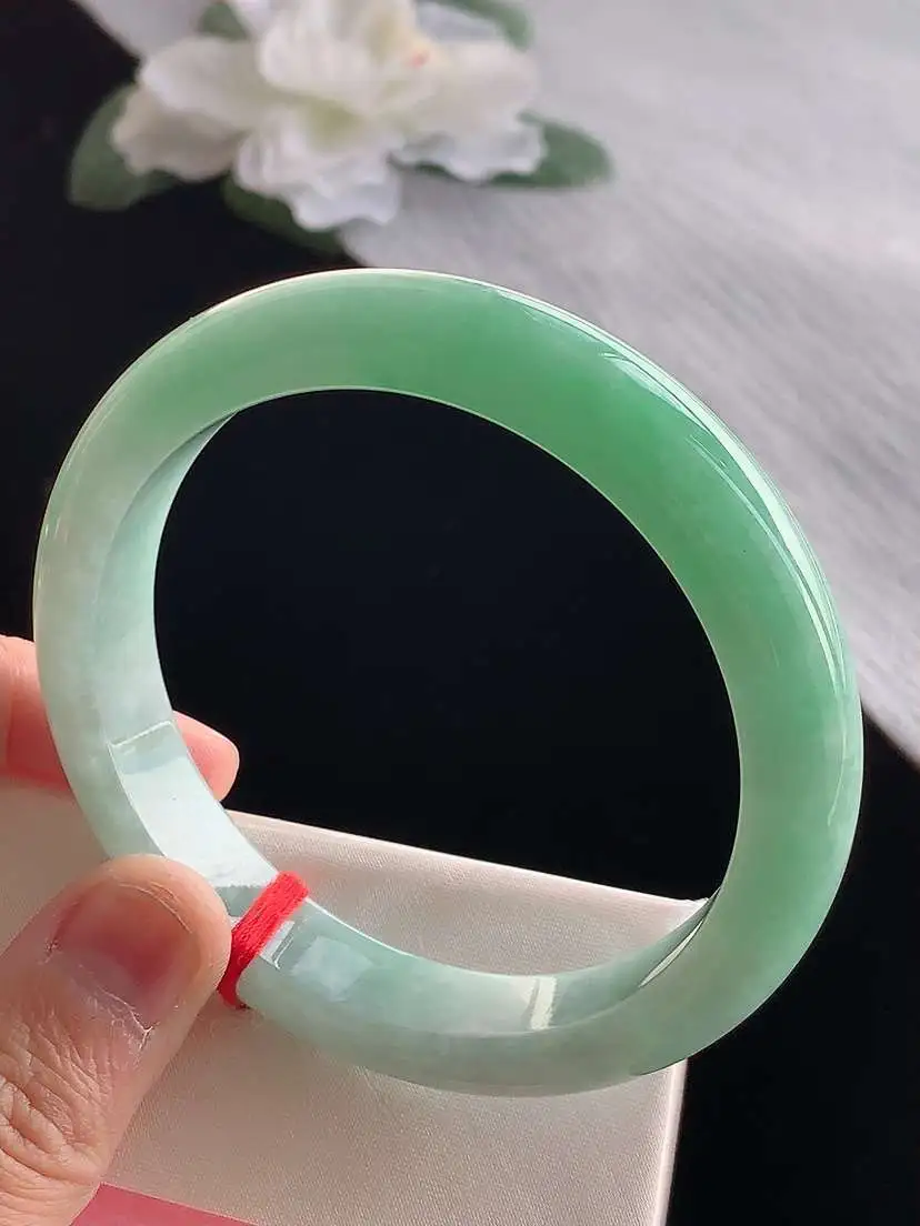 a货翡翠老坑冰种满绿正装正圈手镯59-60大圈口  尺寸59×12×8.2mm 1120