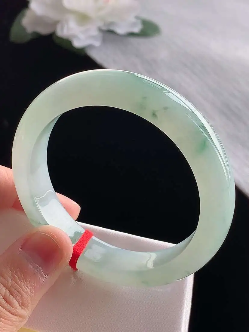 a货翡翠老坑冰种飘花正装正圈手镯53-54圈口  尺寸53.5×12.5×8mm 1120
