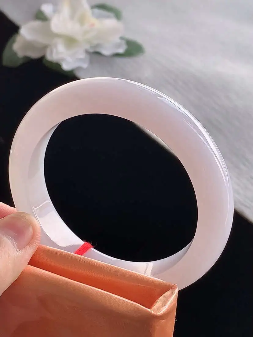 a货翡翠老坑冰种淡紫罗兰正装正圈手镯55-56圈口  尺寸55.6×12×9mm 1120