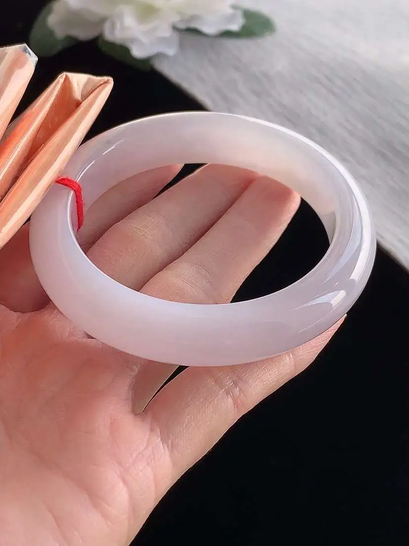 a货翡翠老坑冰种淡紫罗兰正装正圈手镯55-56圈口  尺寸55.6×12×9mm 1120