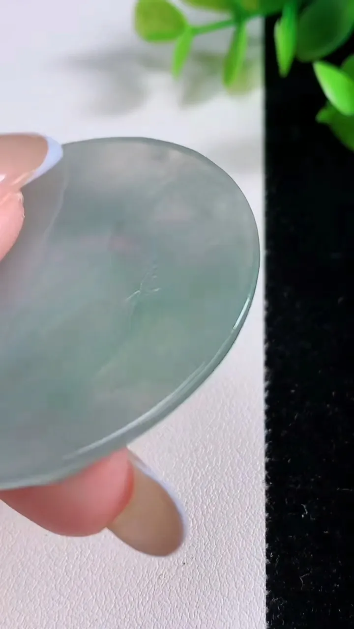 天然A货翡翠文殊菩萨吊坠，尺寸52.5-45-4.6，重:21.81g
11月22日