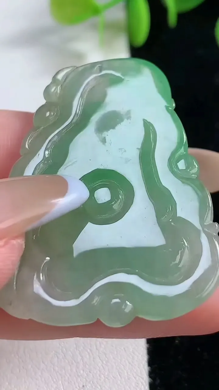 天然A货翡翠和和美美 荷叶吊坠，尺寸41-32-5，重:12.41g
11月22日