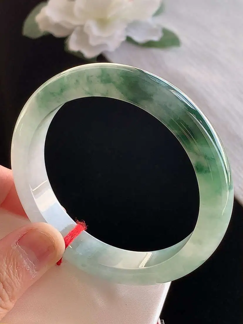 a货翡翠老坑冰种飘花正装正圈手镯56-57圈口  尺寸56.2×12.2×8mm 1121