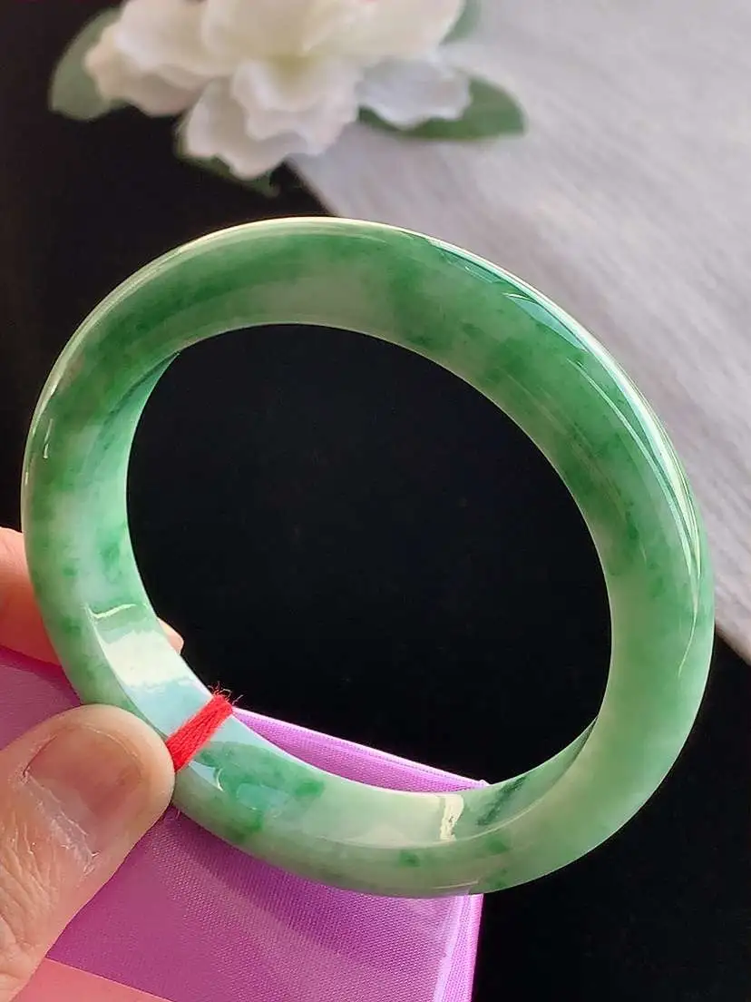 a货翡翠老坑冰种飘绿正装正圈手镯56-57圈口  尺寸56.8×12.6×8.2mm 1121