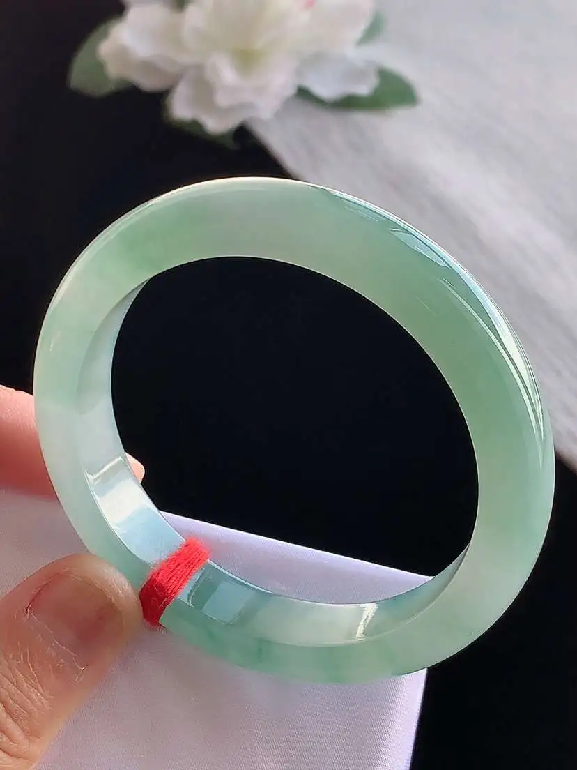 a货翡翠老坑冰种飘花正装正圈手镯55-56圈口  尺寸55×12×8mm 1121