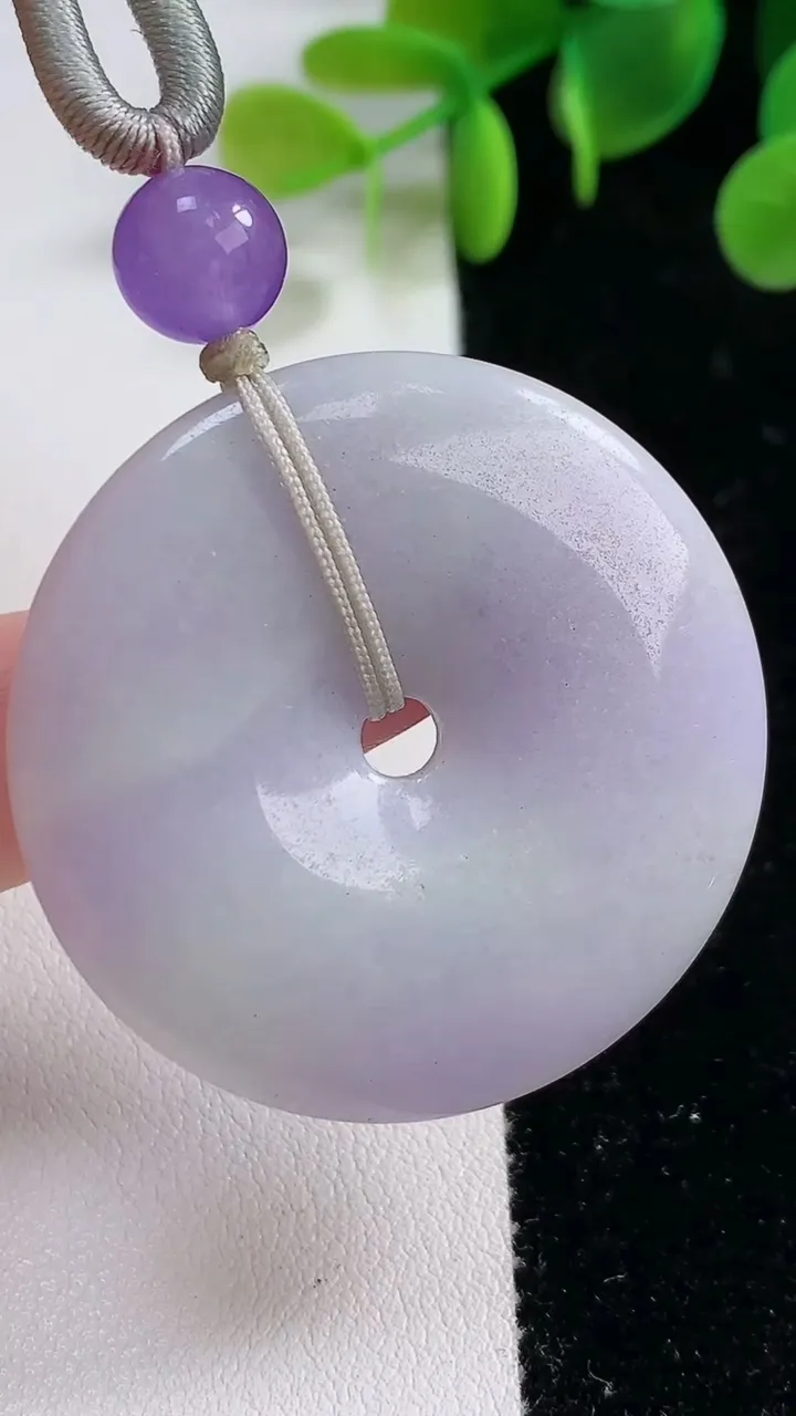 天然A货翡翠紫罗兰平安扣吊坠，尺寸59-6.7，重:22.16g
11月22日