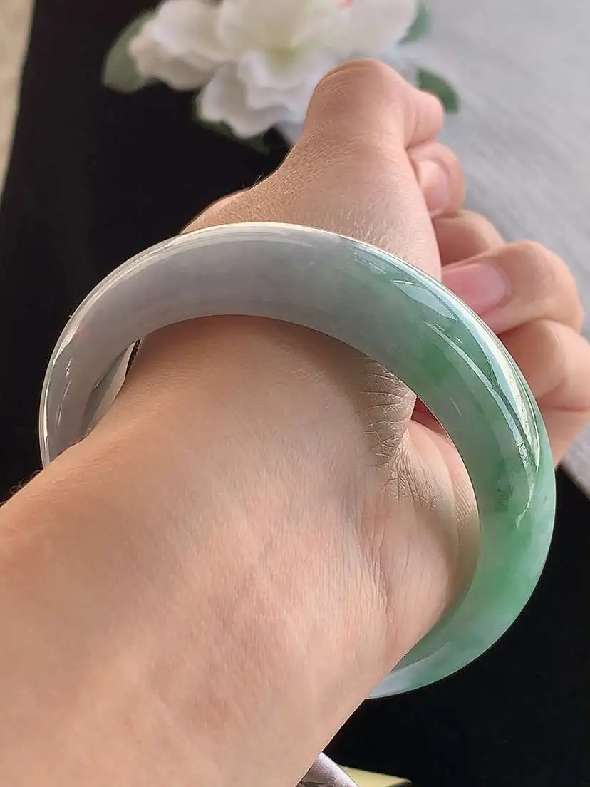 a货翡翠老坑冰种春带彩紫罗兰飘绿轮胎边宽边正装正圈手镯57-58圈口  尺寸57.8×18×8.5mm 1121