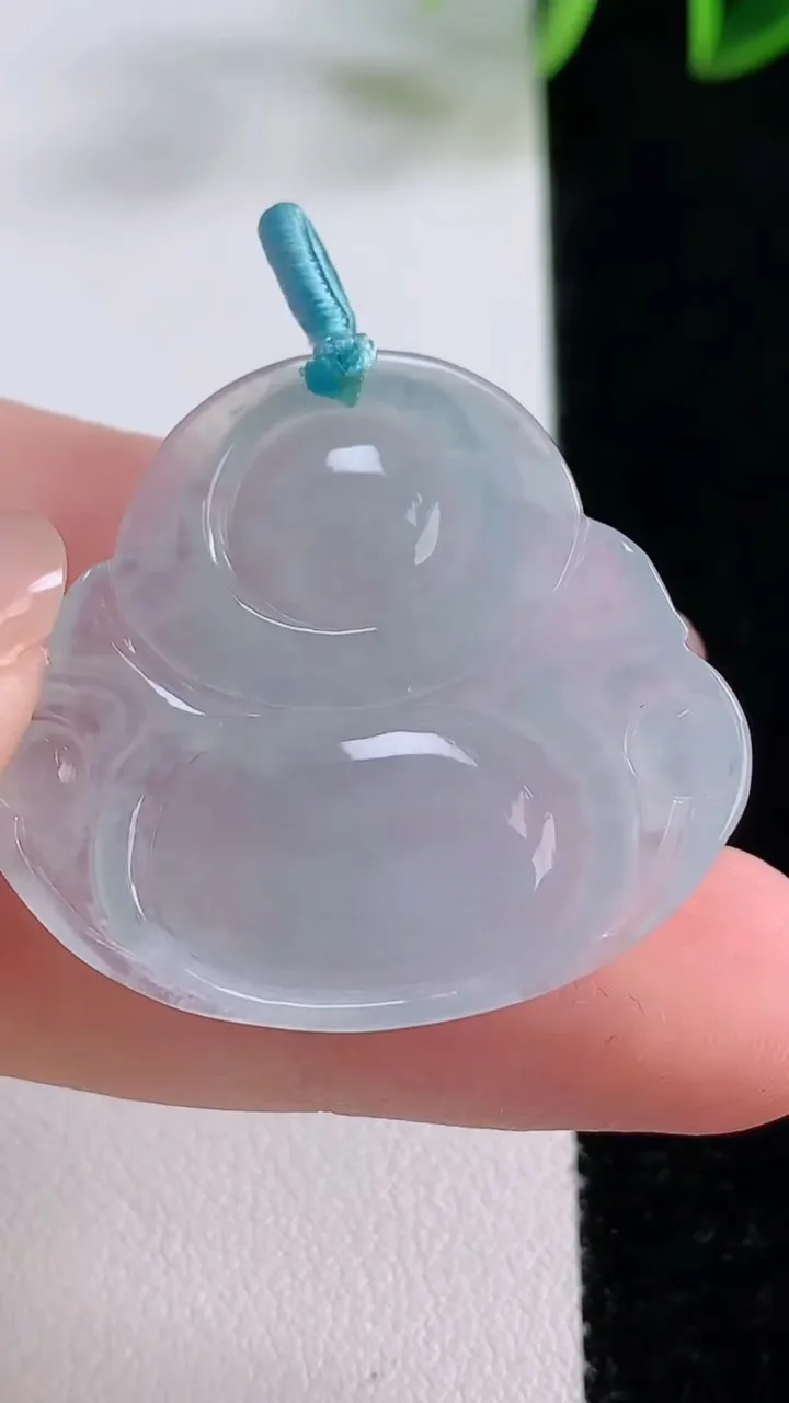 天然A货翡翠佛公吊坠，尺寸306-33.6-5.4，重量:8.44g
11月23日