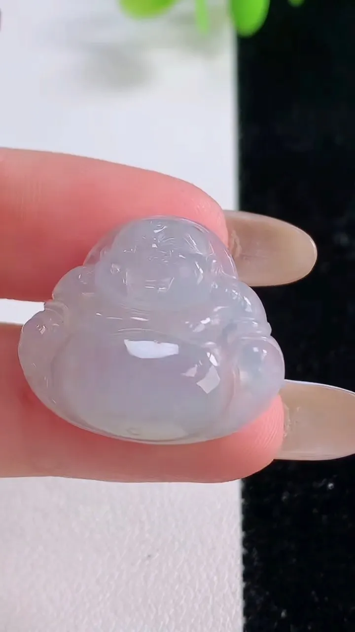 天然A货翡翠佛公吊坠，尺寸21.8-25.4-5.4，重量:4.77g
11月23日