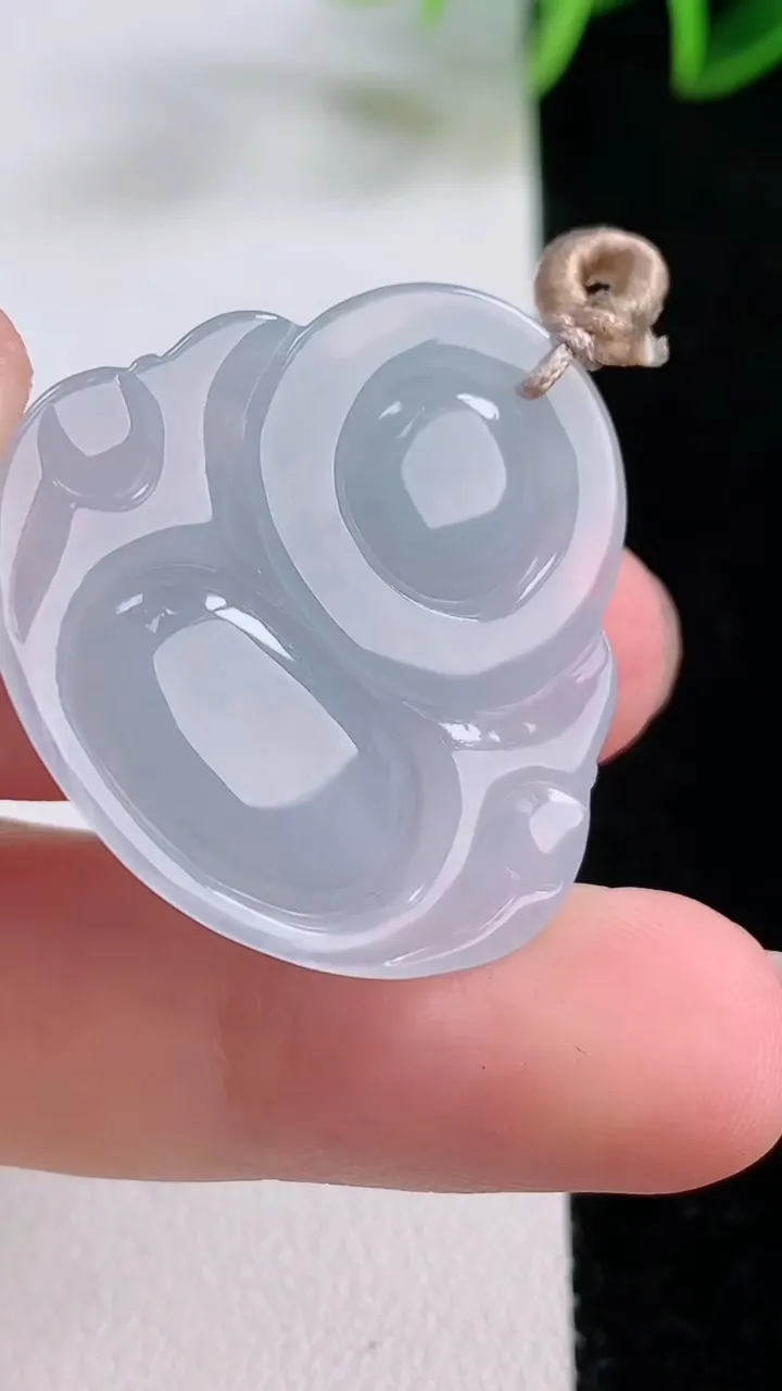 天然A货翡翠紫罗兰佛公吊坠，尺寸29.7-31-5.9，重量:8.28g
11月23日