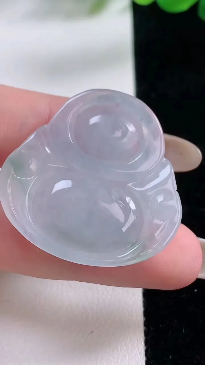 天然A货翡翠佛公吊坠，尺寸33.2-32.7-5.7，重:9.90g
11月23日