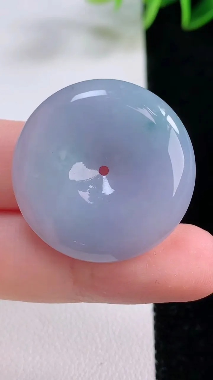 天然A货翡翠紫罗兰平安扣吊坠，尺寸29.3-6.3，重量:11.47g
11月23日