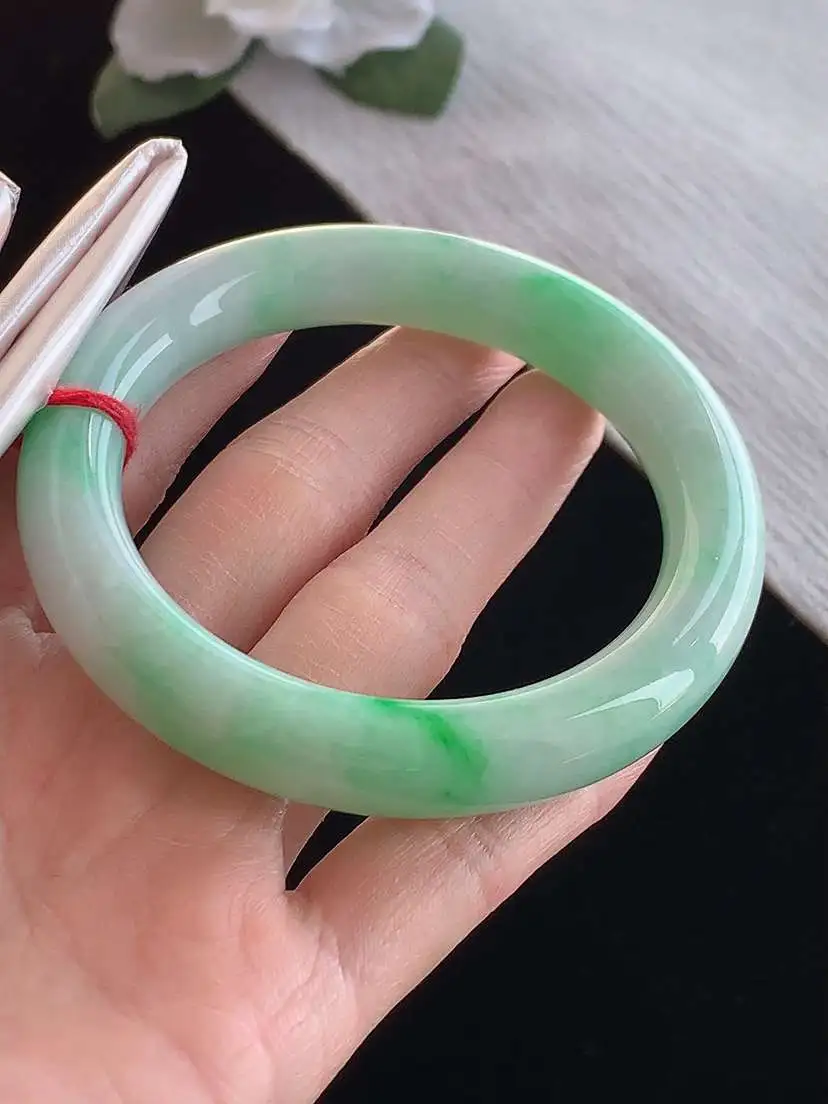a货翡翠老坑冰种飘阳绿圆条手镯57-58圈口  尺寸57×11.5mm 1122