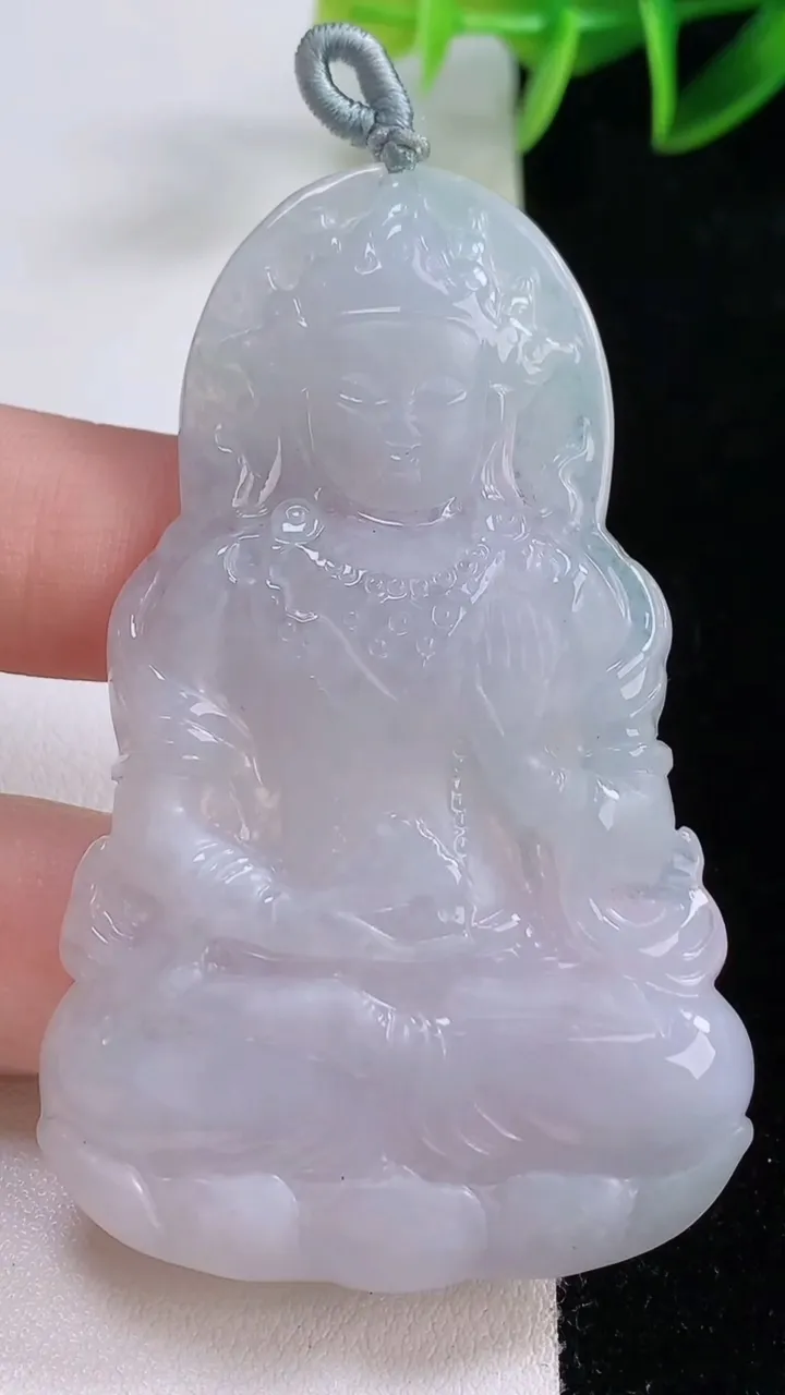 天然A货翡翠度母观音吊坠，尺寸65.2-40.6-5.3，重量:25.35g
11月23日