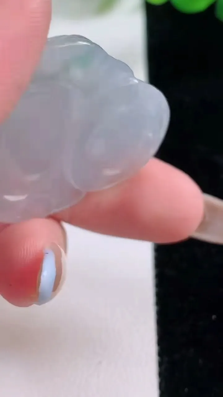 天然A货翡翠佛公吊坠，尺寸33.2-32.7-5.7，重:9.90g
11月23日