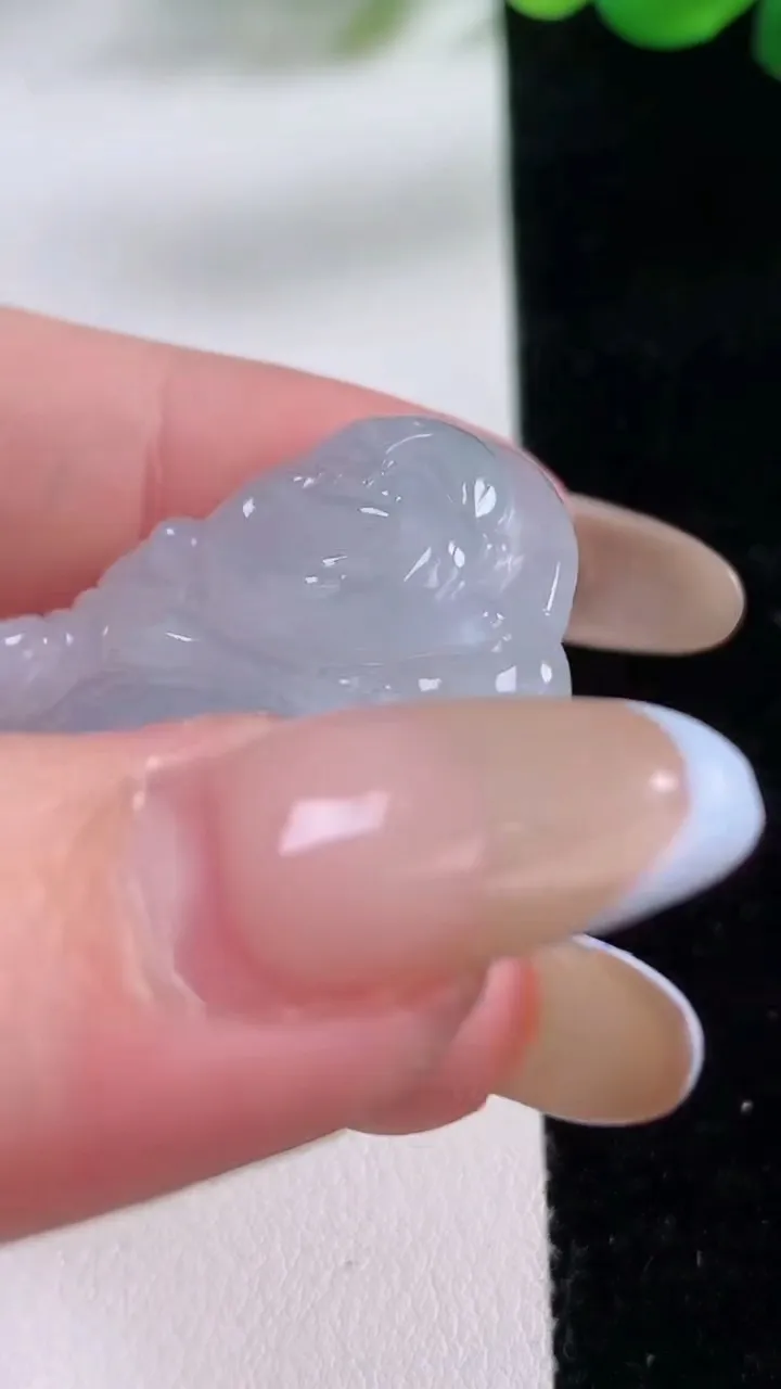 天然A货翡翠佛公吊坠，尺寸33.2-32.7-5.7，重:9.90g
11月23日