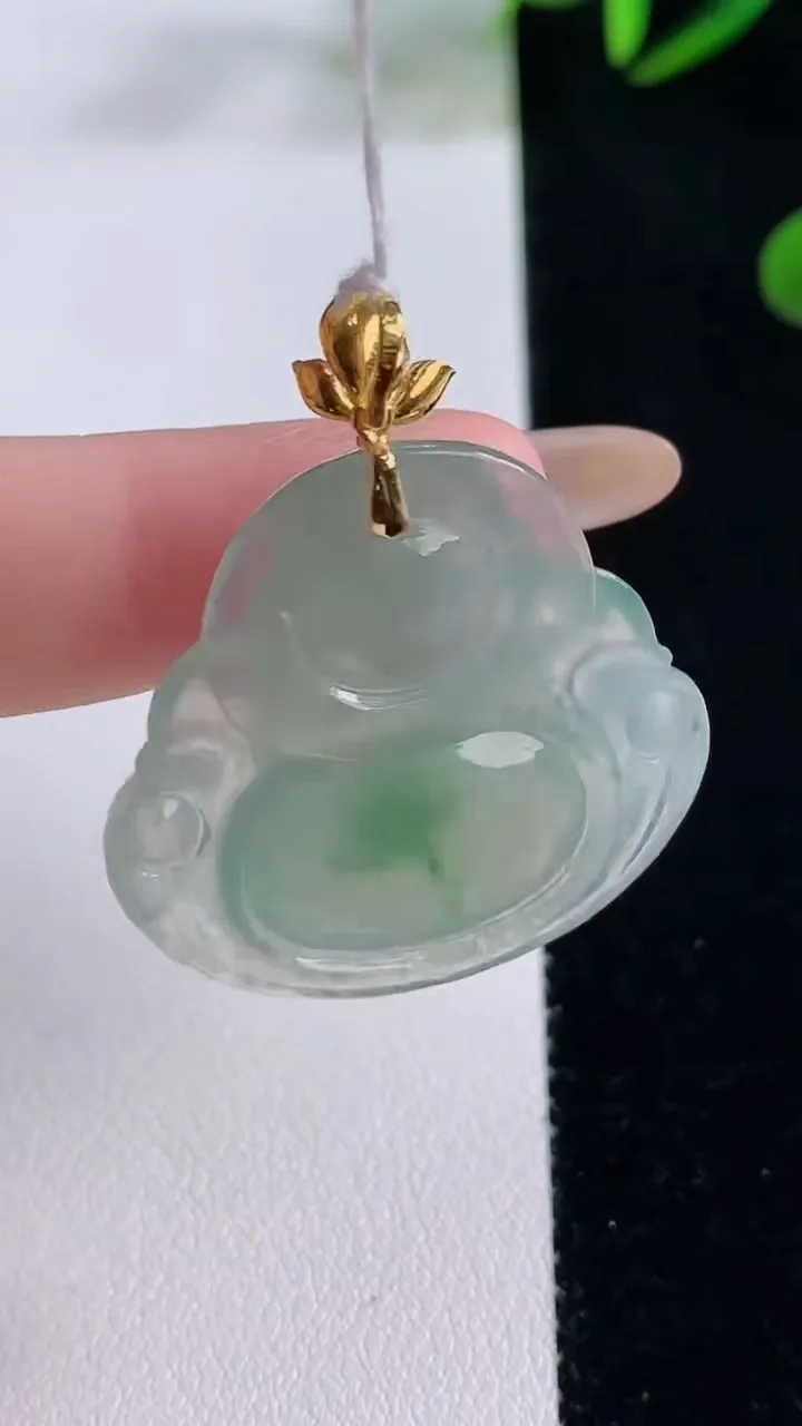 天然A货翡翠佛公吊坠，尺寸29.8-31-6，重量:9.18g
11月24日