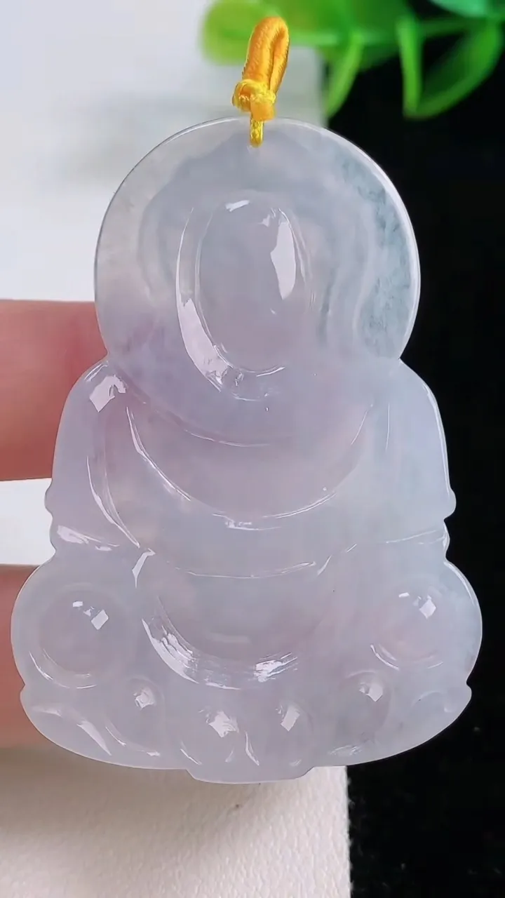 天然A货翡翠观音菩萨吊坠，尺寸54-38.8-6，重量:20.72g
11月24日