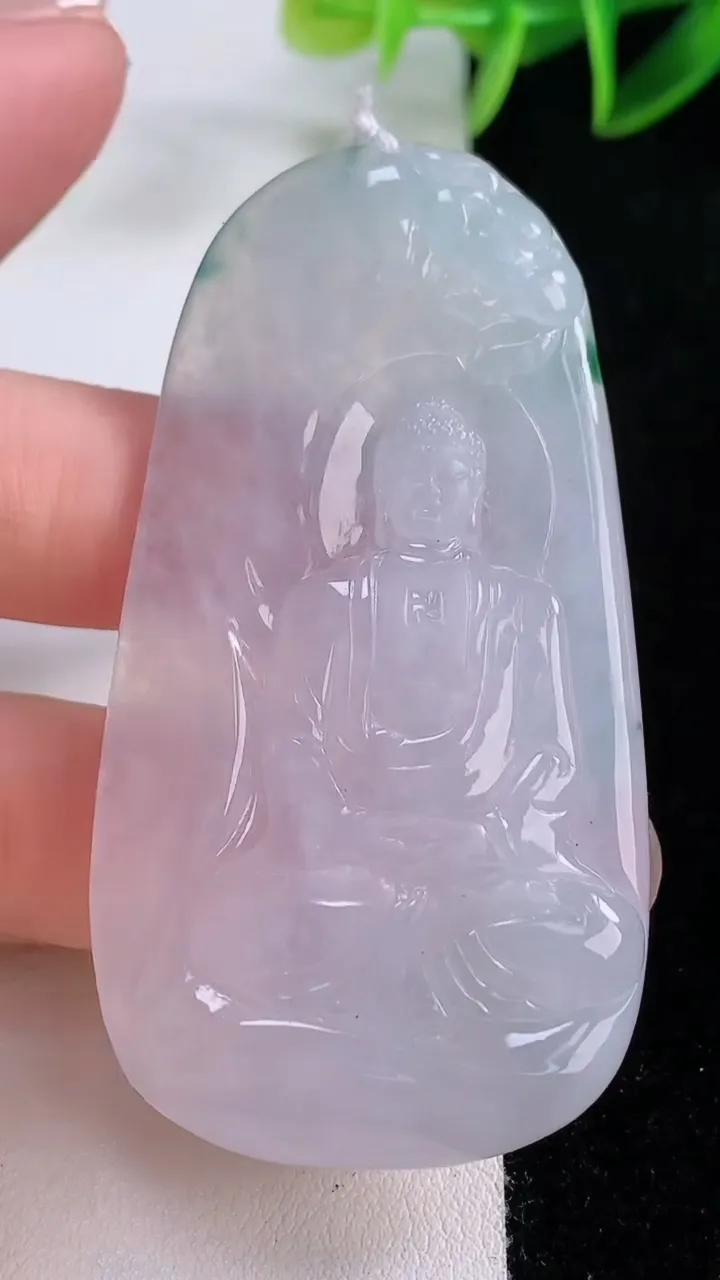 天然A货翡翠冰种飘花大日如来吊坠，尺寸64.2-33.8-7.4，重量:31.72g
11月24日