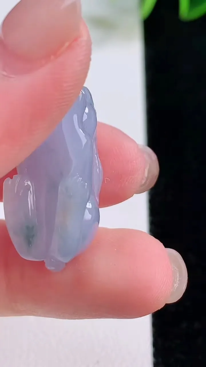 天然A货翡翠紫罗兰貔貅吊坠，尺寸26.8-12.2-16.4，重量:7.22g
11月24日