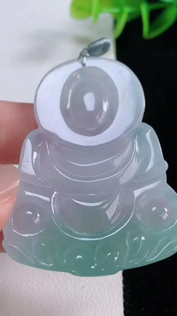 天然A货翡翠观音菩萨吊坠，尺寸54.2-38.8-5.6，重量:21.15g
11月24日