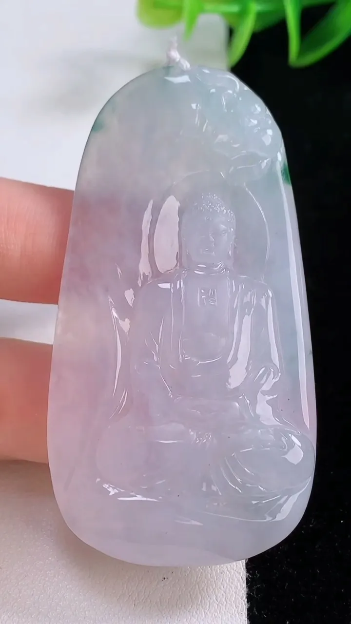 天然A货翡翠冰种飘花大日如来吊坠，尺寸64.2-33.8-7.4，重量:31.72g
11月24日