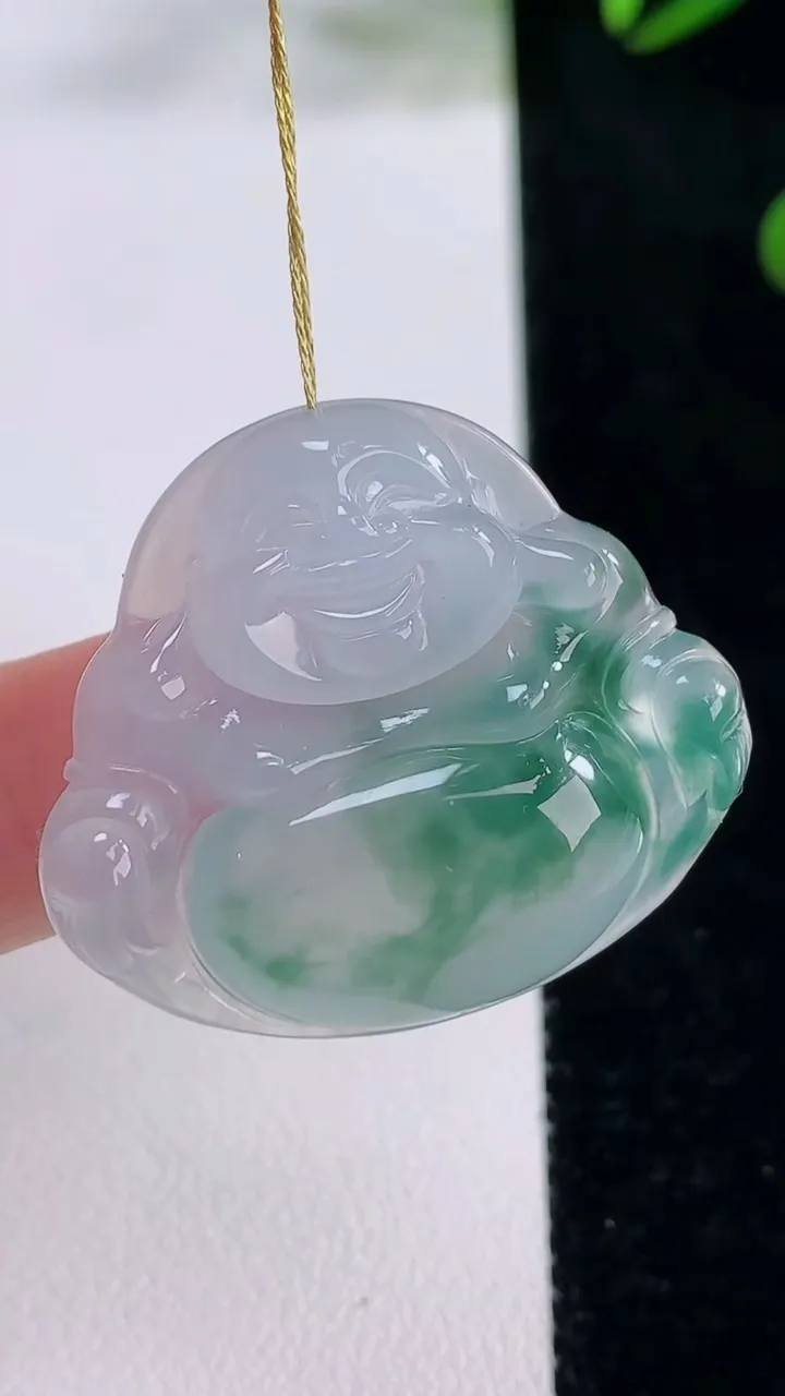 天然A货翡翠种飘花佛公吊坠，尺寸28.8-33-5.9，重量:9.02g
11月24日