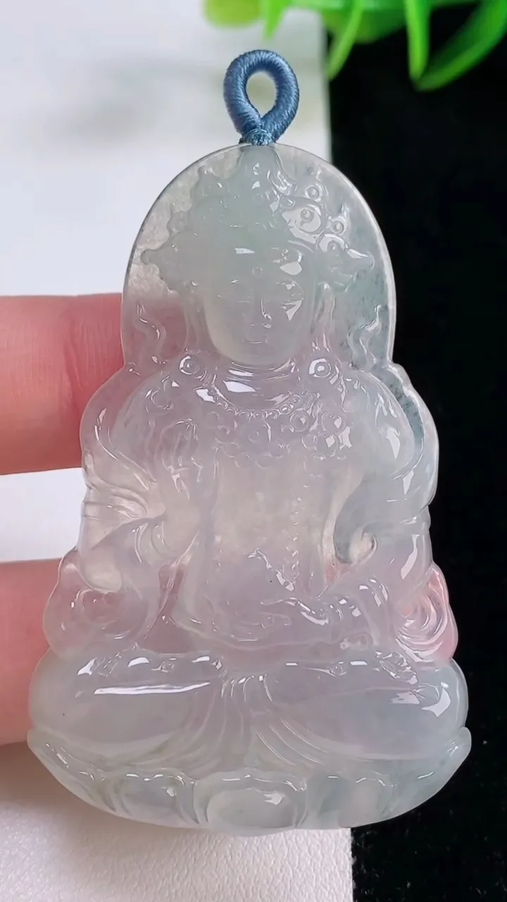 天然A货翡翠度母观音吊坠，尺寸58.3-37.5-6.3，重量:22.77g
11月24日