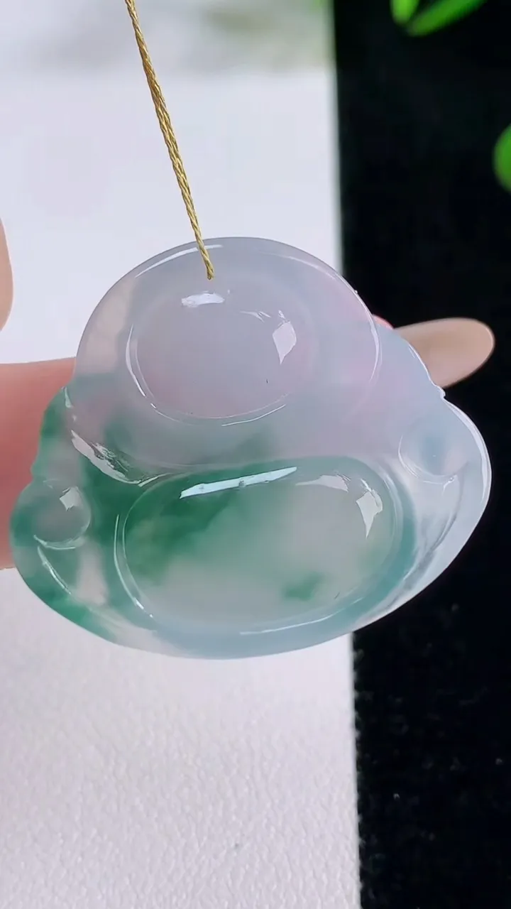 天然A货翡翠种飘花佛公吊坠，尺寸28.8-33-5.9，重量:9.02g
11月24日