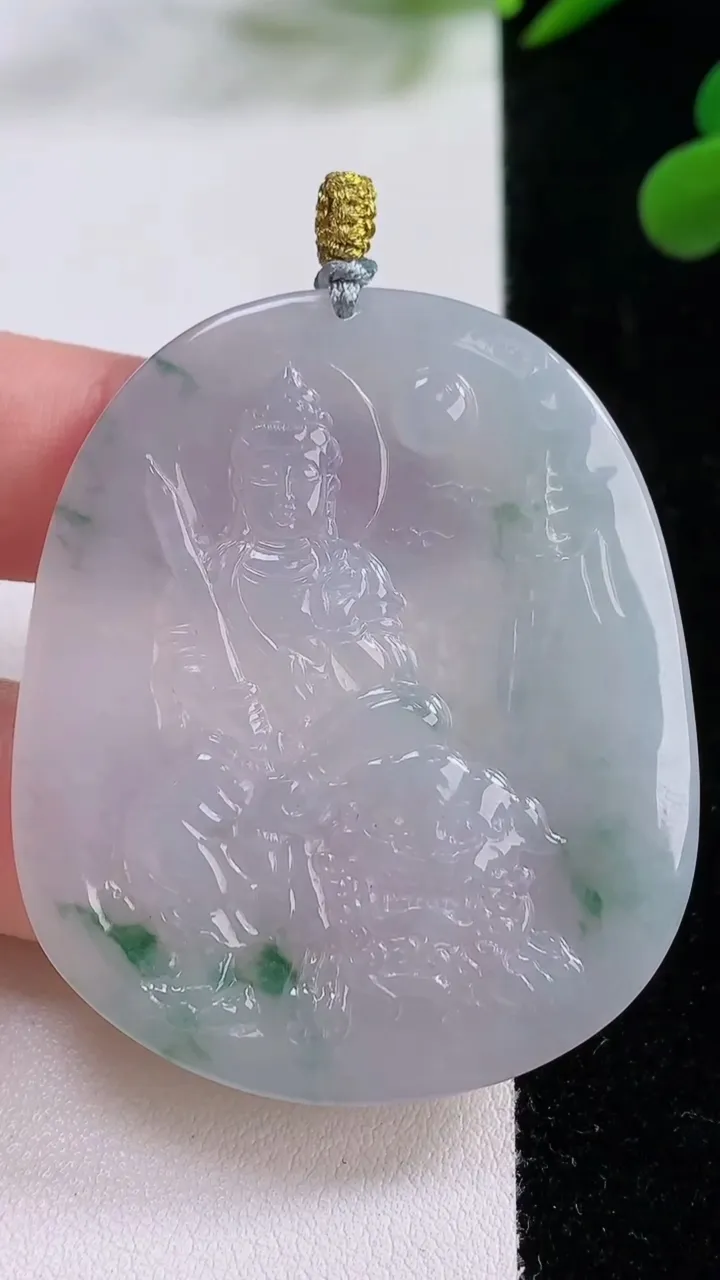 天然A货翡翠冰种飘花文殊菩萨吊坠，尺寸50-42-4.6，重量:21.76g
11月25日