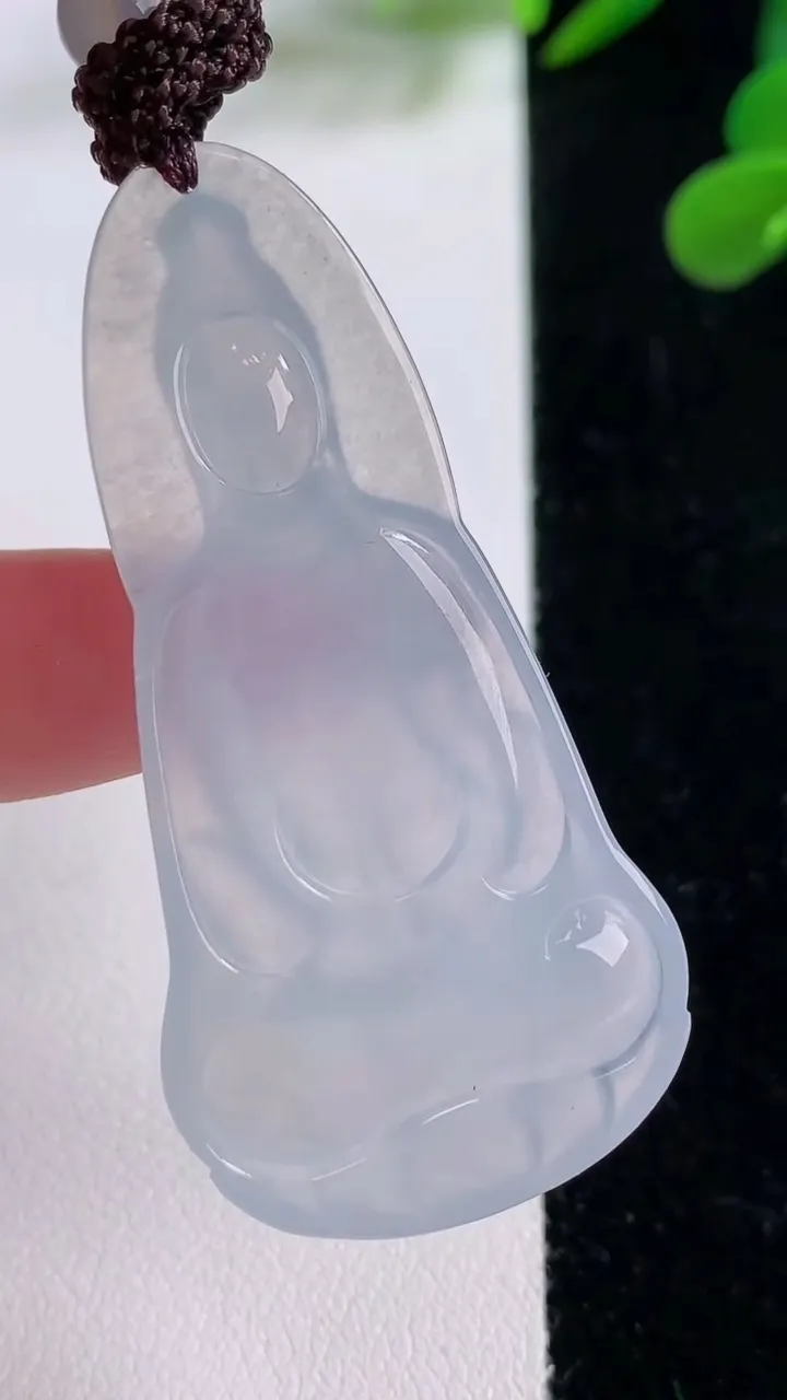 天然A货翡翠种紫罗兰观音菩萨吊坠，尺寸52.4-26.3-5.8，重量:15.01g
11月25日