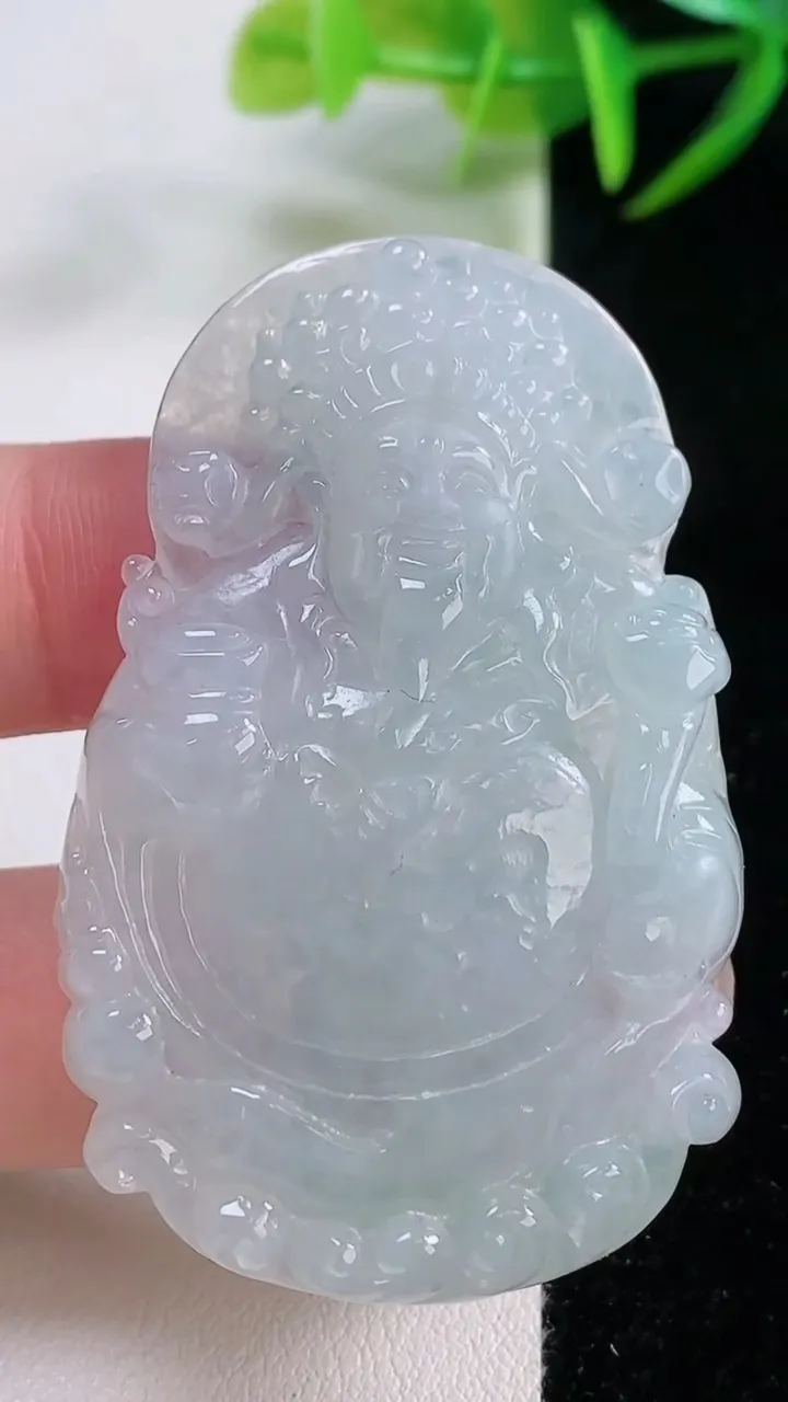 天然A货翡翠财神爷吊坠，尺寸53.6-33.7-6，重量:20.82g
11月25日