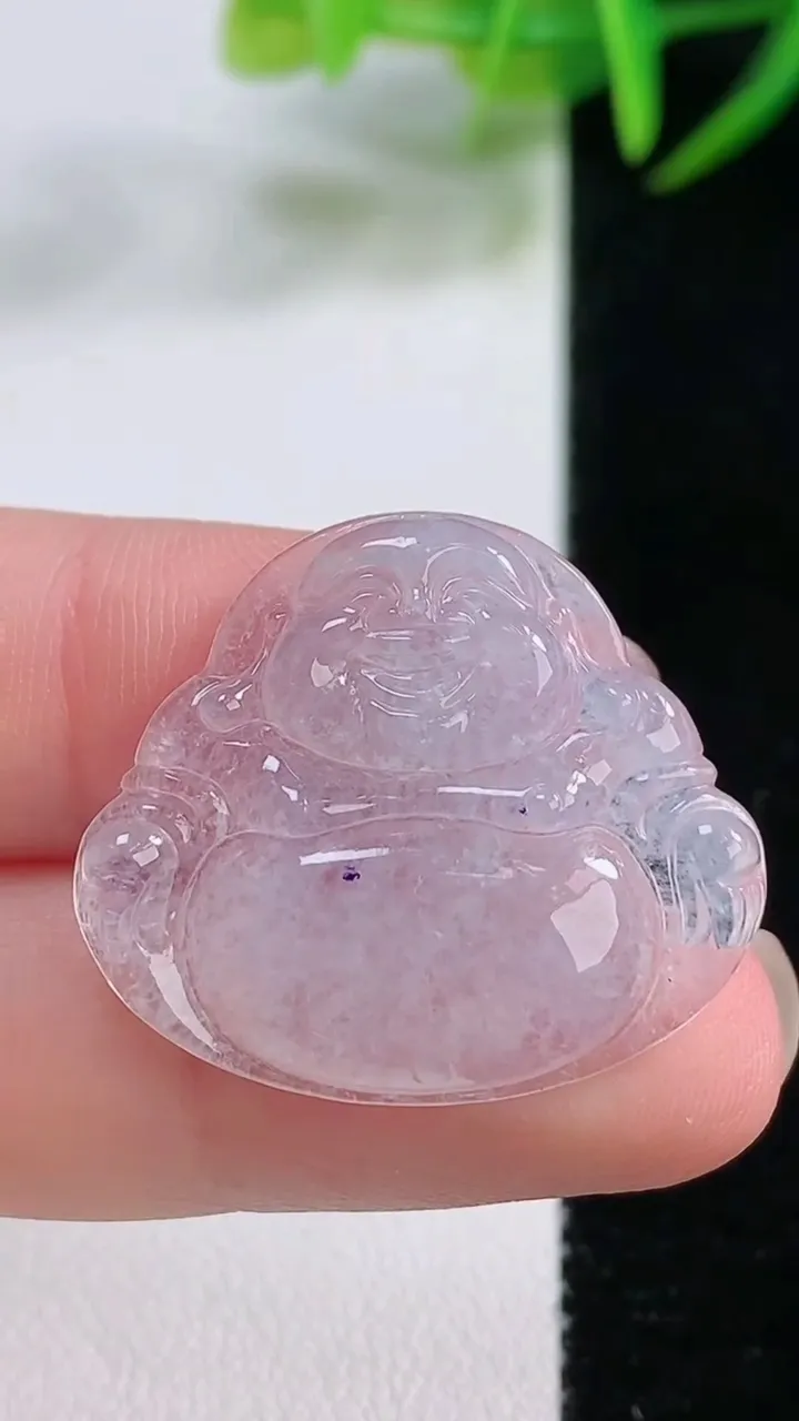 天然A货翡翠佛公吊坠，尺寸24.2-28-3.8，重量:4.45g
11月25日