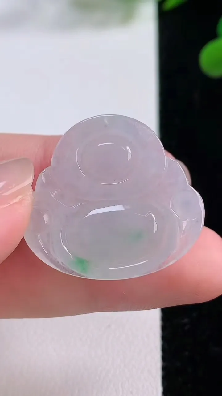 天然A货翡翠佛公吊坠，尺寸25.7-28.3-4.7，重量:5.29g
11月25日