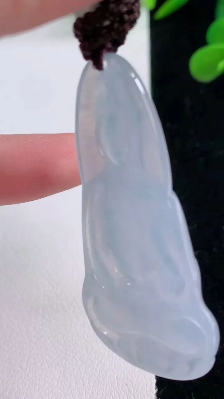 天然A货翡翠种紫罗兰观音菩萨吊坠，尺寸52.4-26.3-5.8，重量:15.01g
11月25日